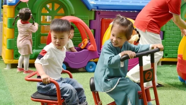 為職工子女提供優(yōu)質(zhì)早教、保健服務(wù) 海門(mén)區(qū)人民醫(yī)院獲“全國(guó)愛(ài)心托育用人單位”稱(chēng)號(hào)